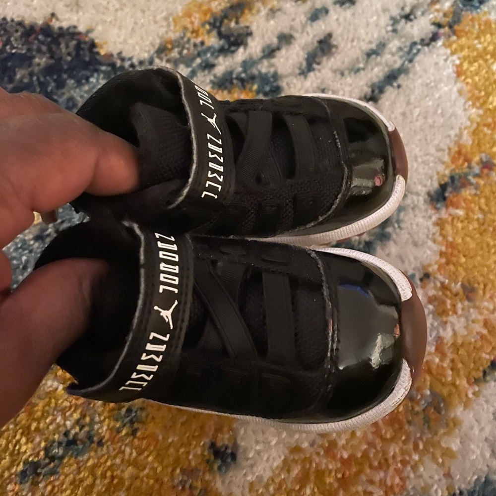 Toddler Jordan’s size 4
